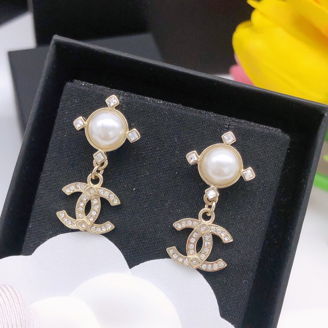 Chanel Earrings - Soul Replicas