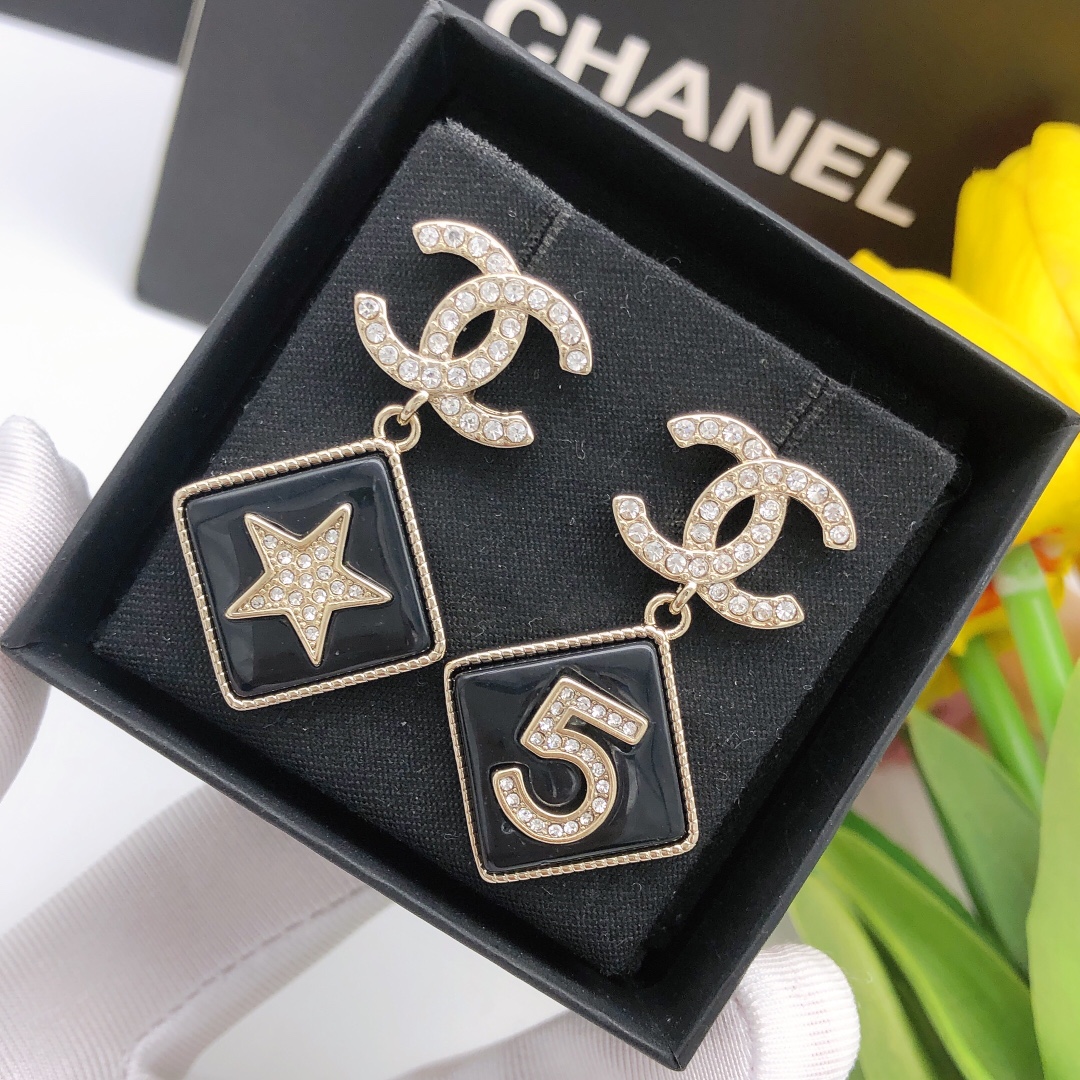 Chanel Earrings - Soul Replicas