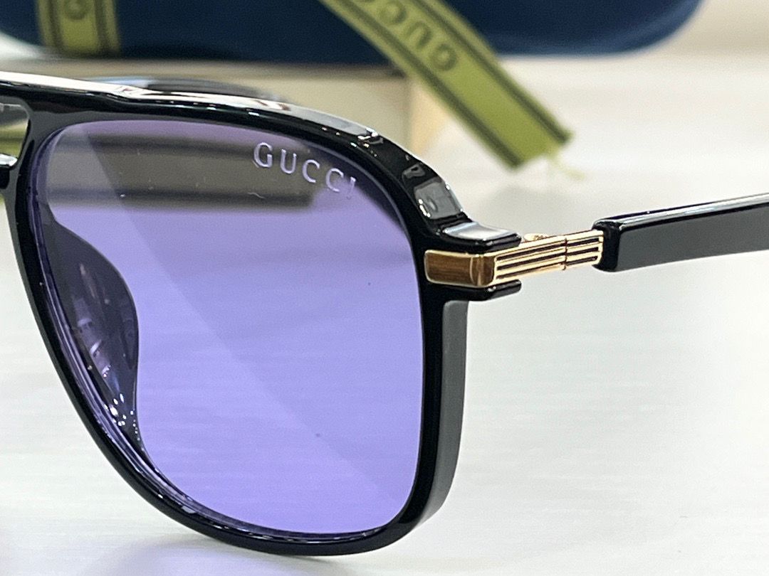 Gucci Navigator Frame Sunglasses - Soul Replicas