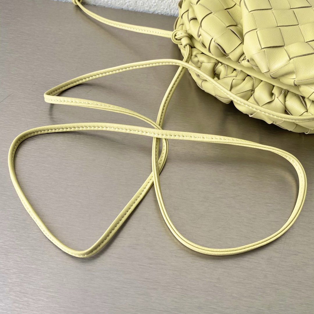 Bottega Veneta Mini Pouch Lantern. For Women. Women-s Bags 8.6in/22cm 585852VCPP17203 - Soul Replicas