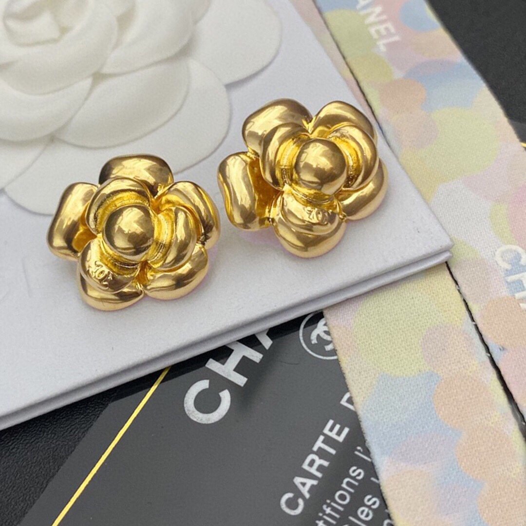 Chanel Earrings - Soul Replicas
