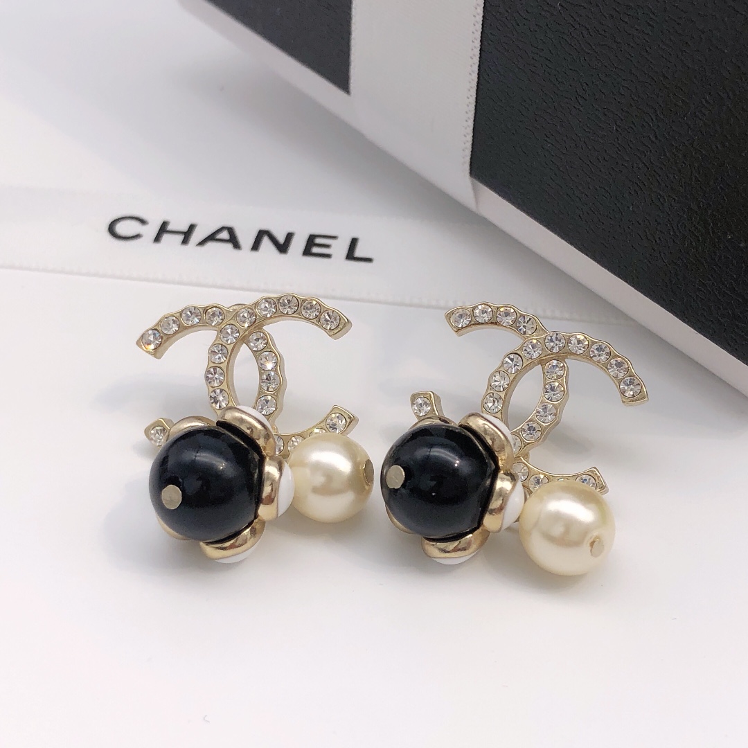 Chanel Earrings - Soul Replicas