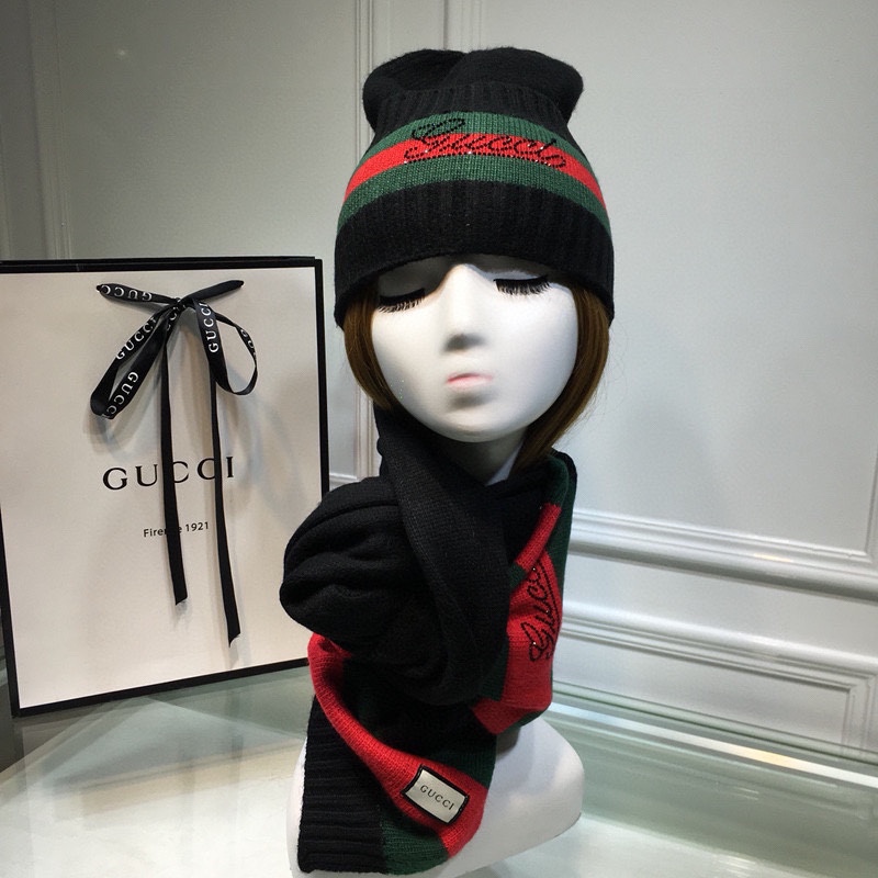 Gucci Beanie & Scarf Set In Black - Soul Replicas