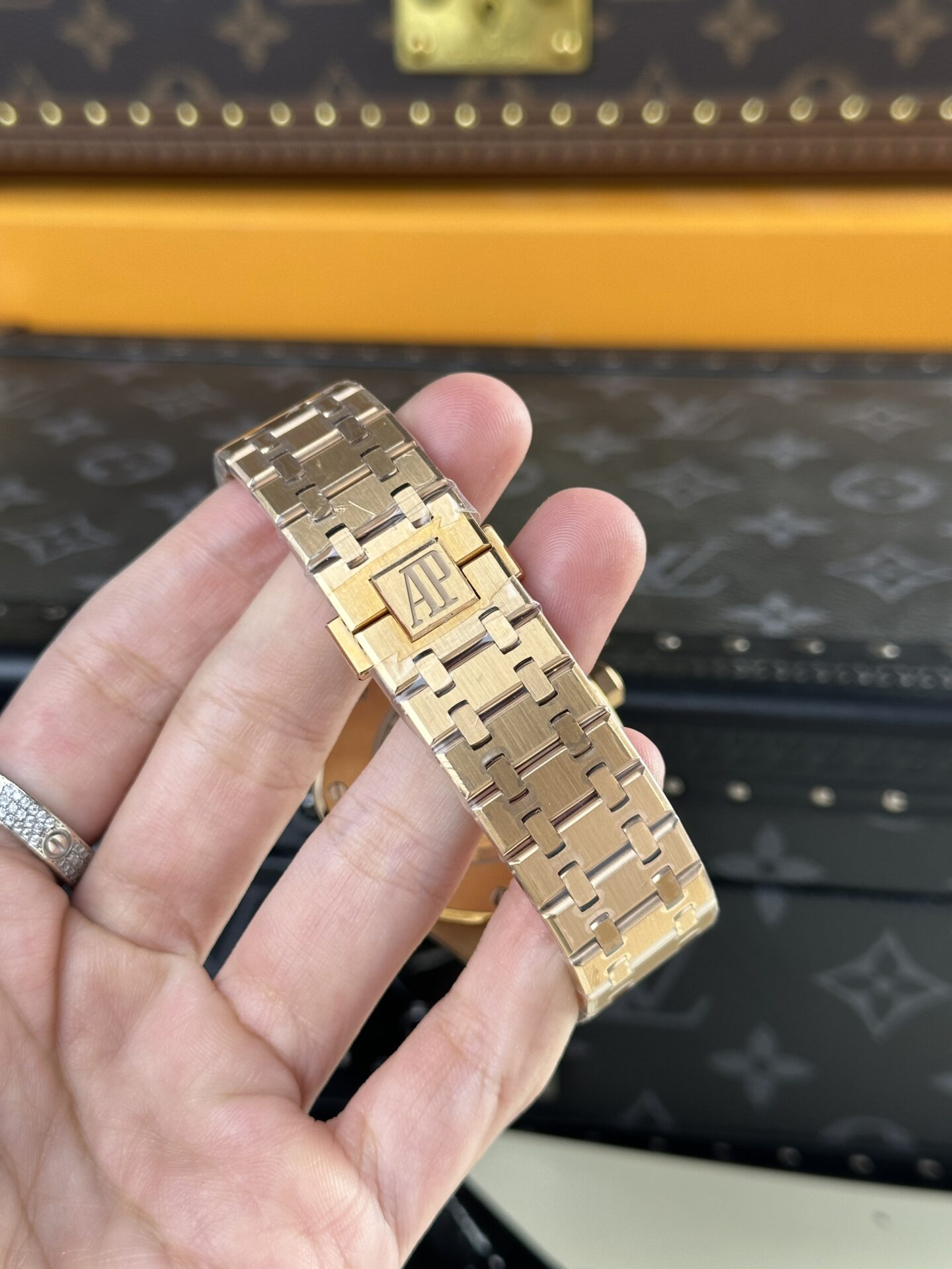 Audemars Piguet Replica Watch Royal Oak 15400OR Black Dial 41mm - Soul Replicas