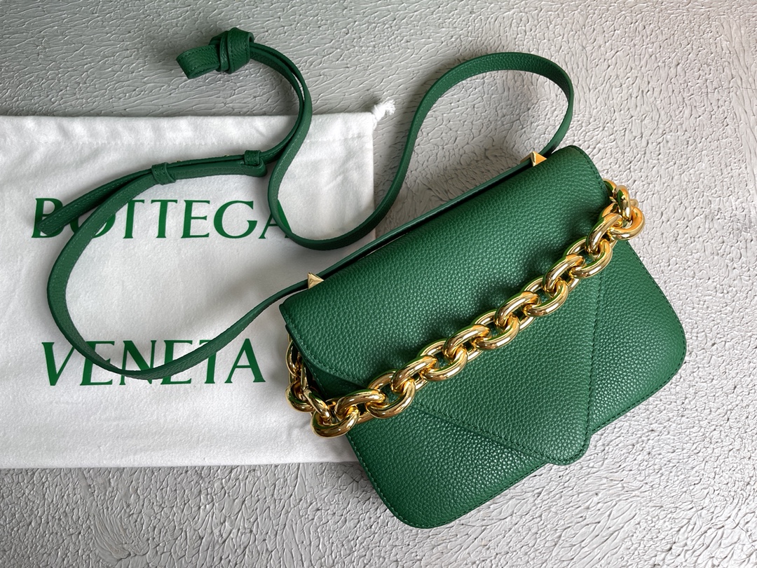 Bottega Veneta Mount Green. For Women. Women's Bags 8.3in/21cm 667399V12M03113 - Soul Replicas