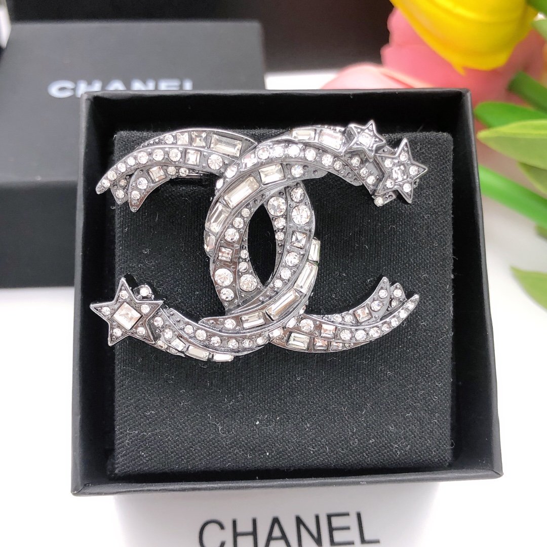 Chanel Brooch - Soul Replicas