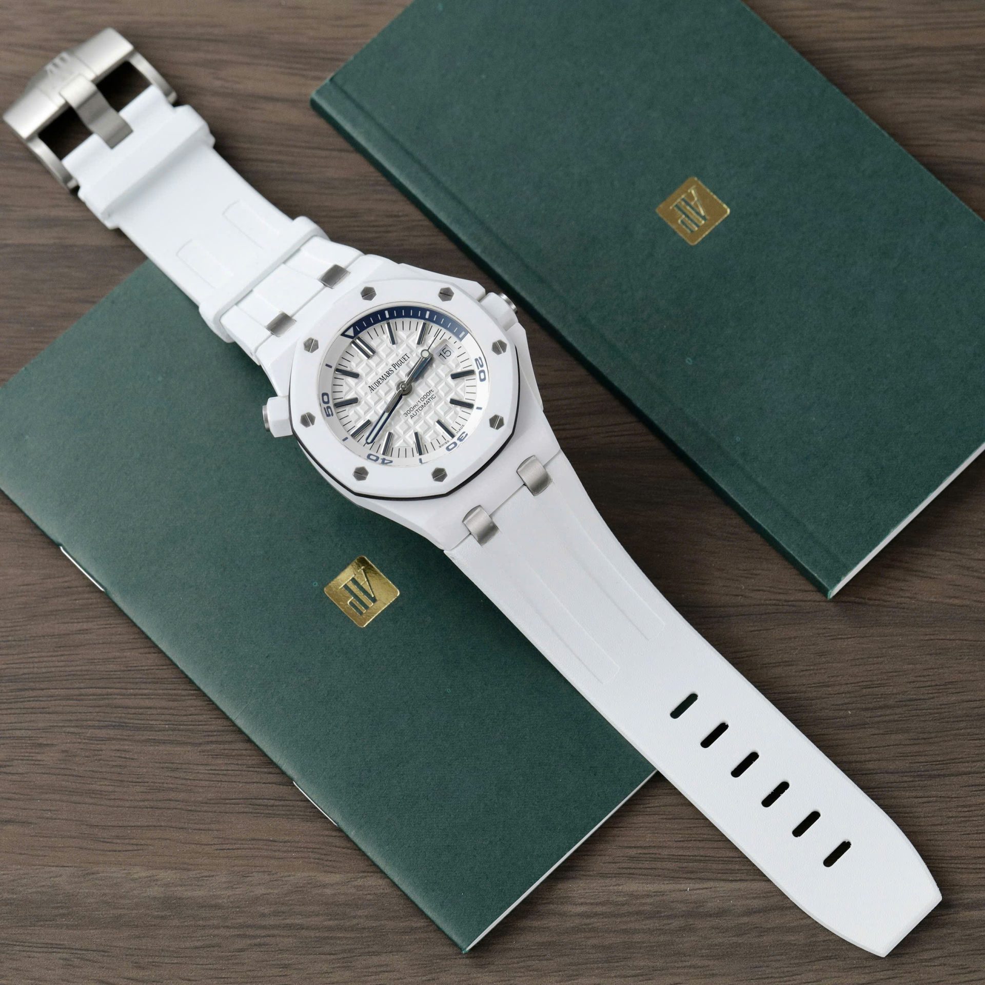 Audemars Piguet Royal Oak Offshore 15707CB White Ceramic Best Replica Watch APS Factory 42mm - Soul Replicas