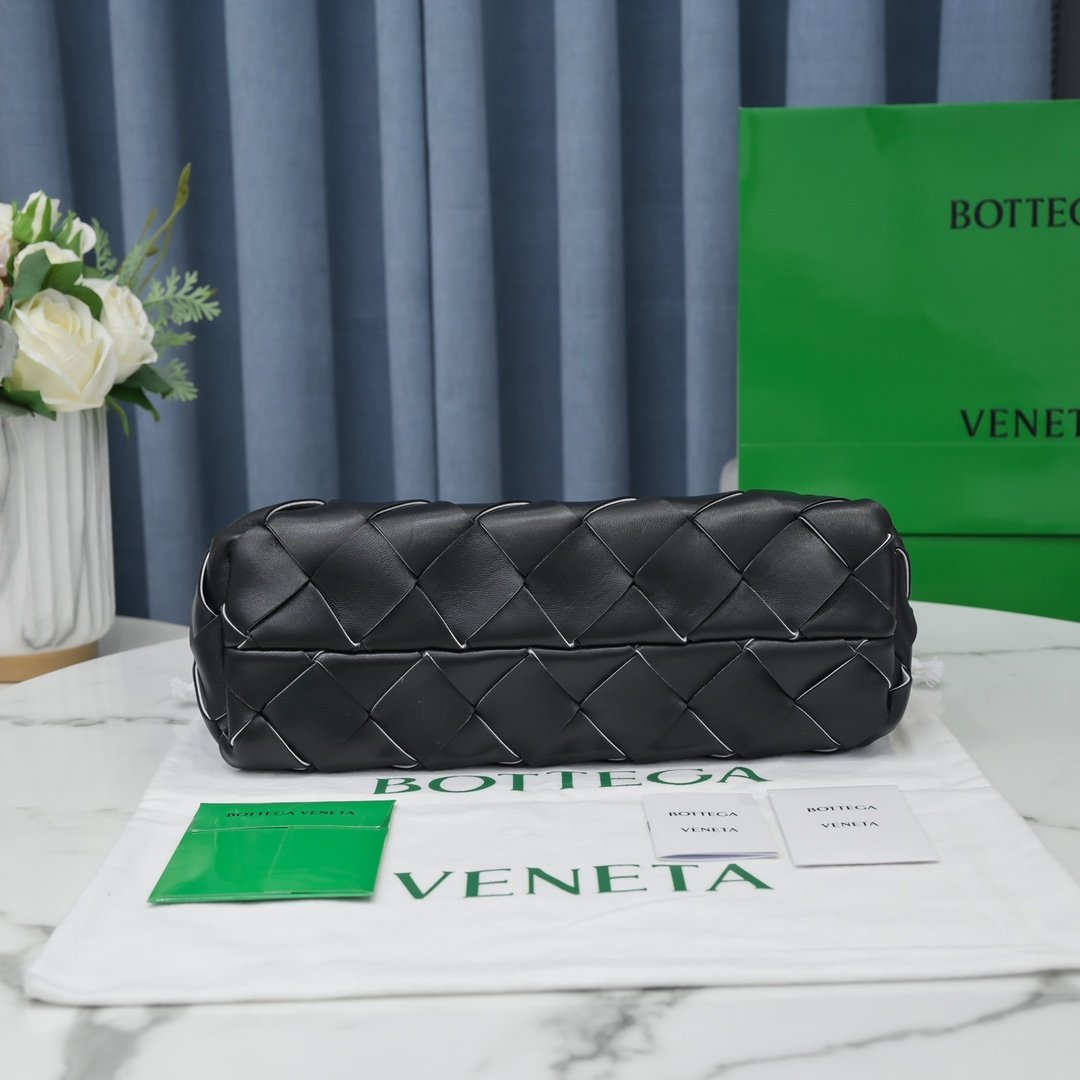 Bottega Veneta Medium Intrecciato Tote Bag Black. For Women. Women-s Bags 17.3in/44cm 630817VMAY32544 - Soul Replicas