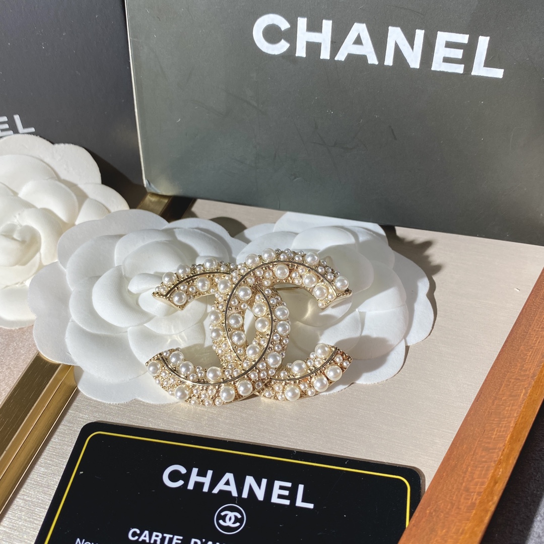 Chanel Brooch - Soul Replicas