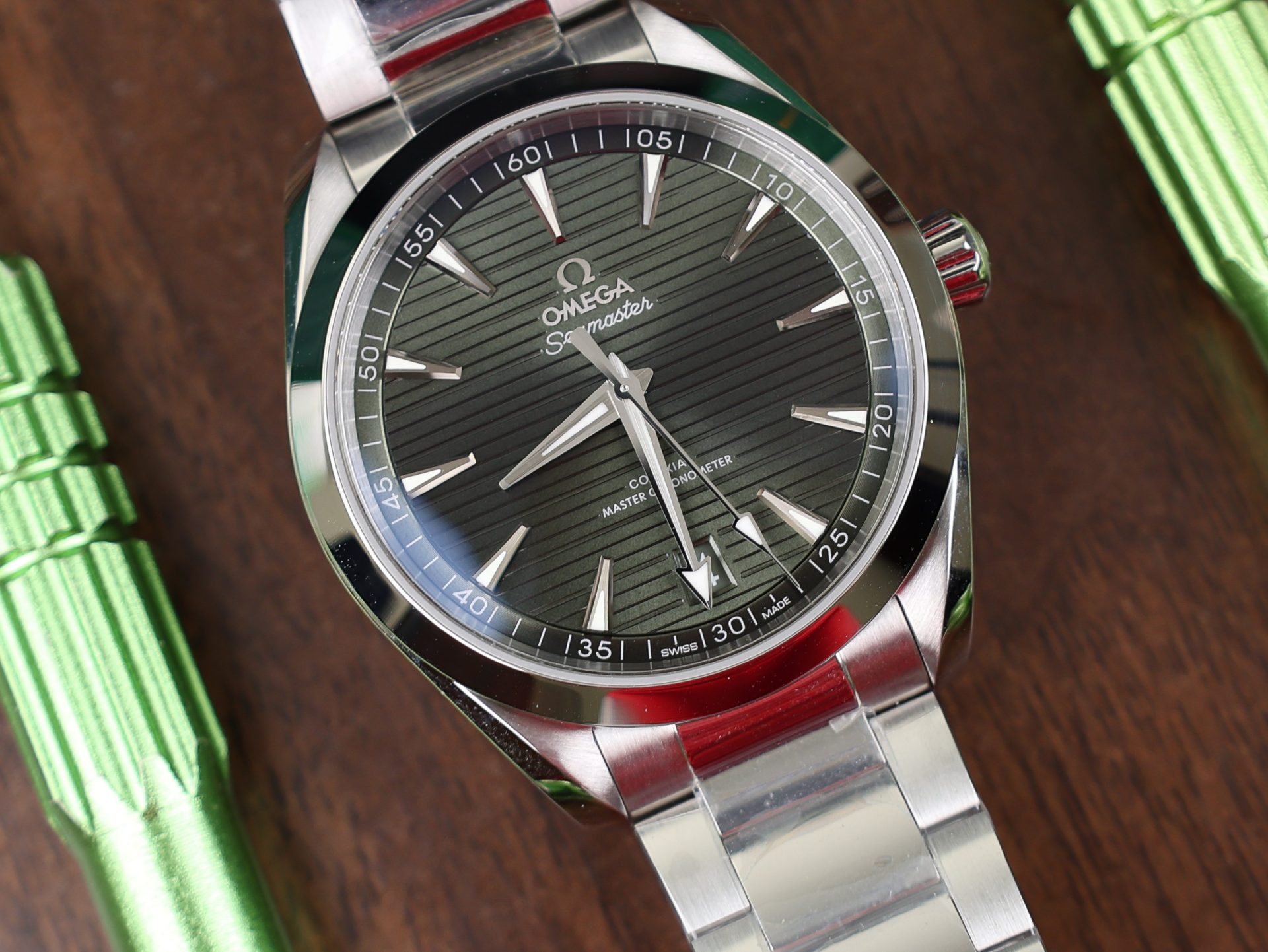 Omega Replica Watch Seamaster Aqua Terra Green Dial Metal Wire 41mm - Soul Replicas