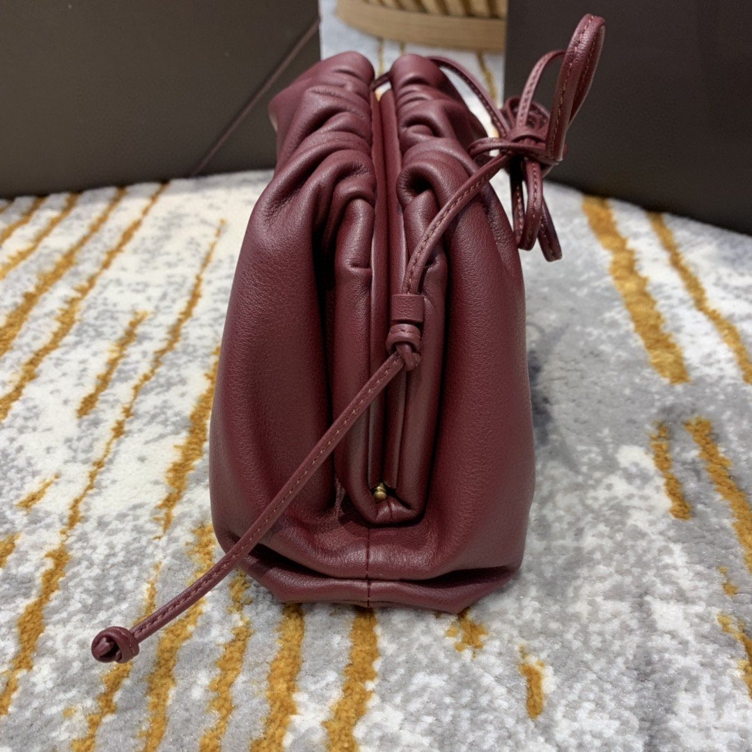 Bottega Veneta Mini Pouch For Women 8.6in/22cm In Purple 585852VCP405562 - Soul Replicas