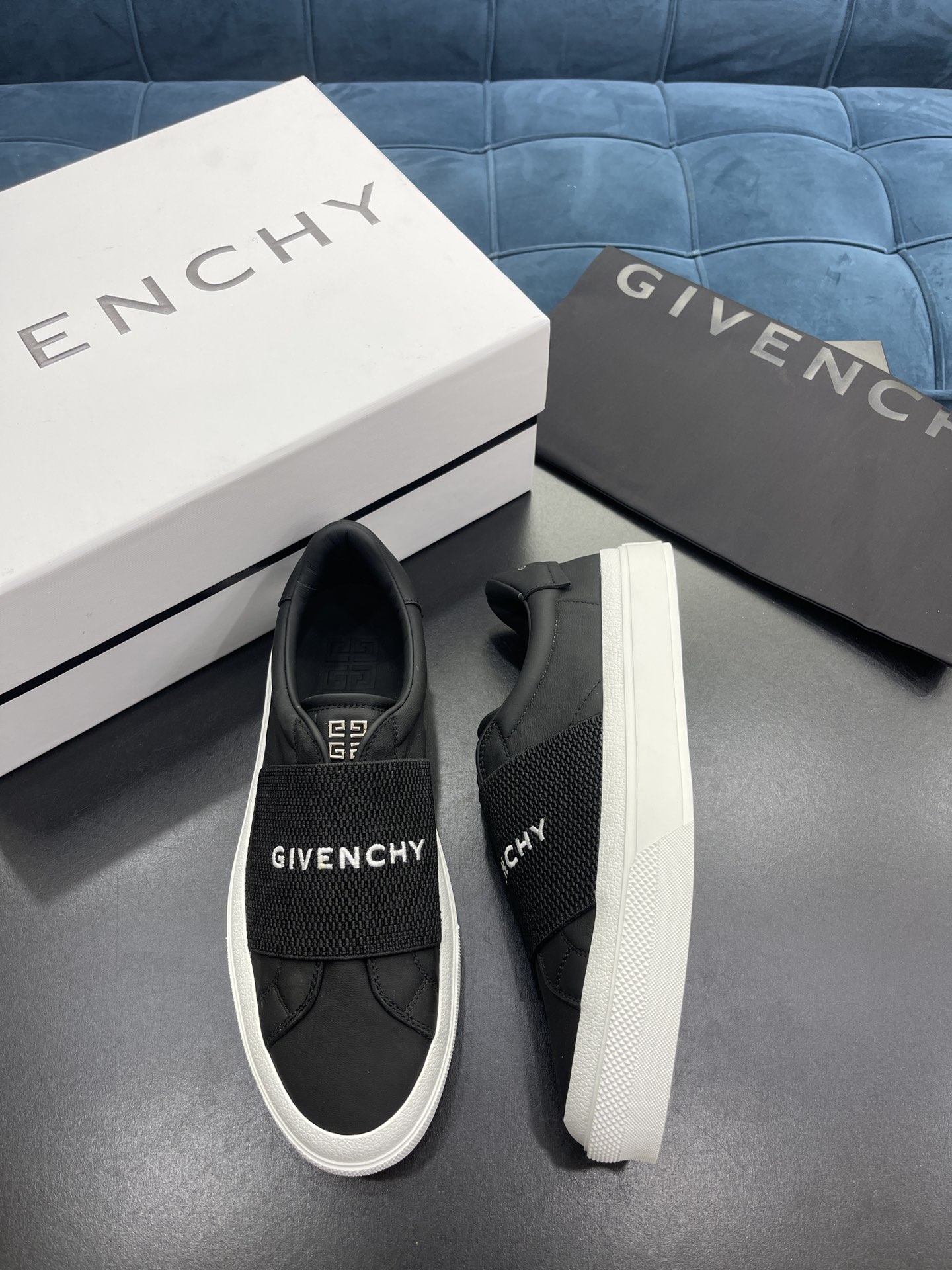 Givenchy Sneakers With Elastic Band Black For Men GVC BH005XH16Y-001 - Soul Replicas