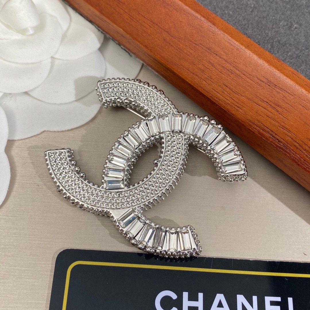 Chanel Brooch - Soul Replicas