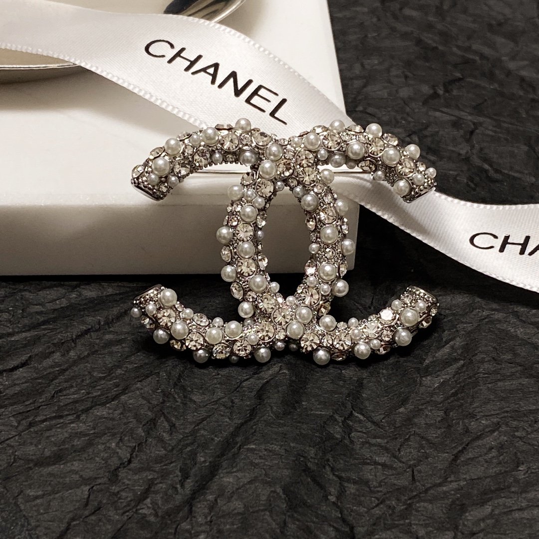 Chanel Brooch - Soul Replicas