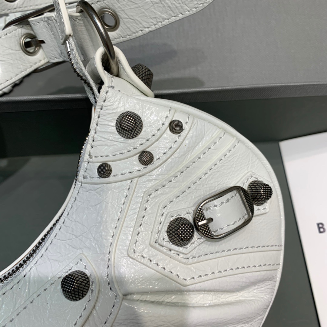 Balenciaga Le Cagole XS Shoulder Bag In Light White. For Women. Women-s Bags 10.2in/26cm 6713091VG9Y9104 - Soul Replicas