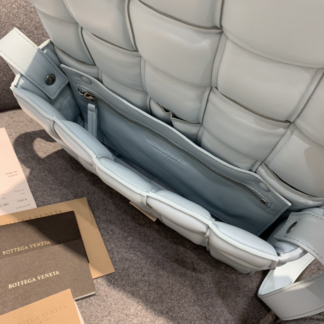 Bottega Veneta Padded Cassette Bag For Women 10.2in/26cm In Light Blue - Soul Replicas