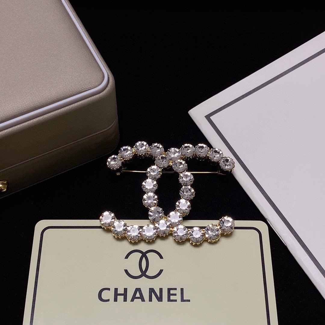 Chanel Brooch - Soul Replicas