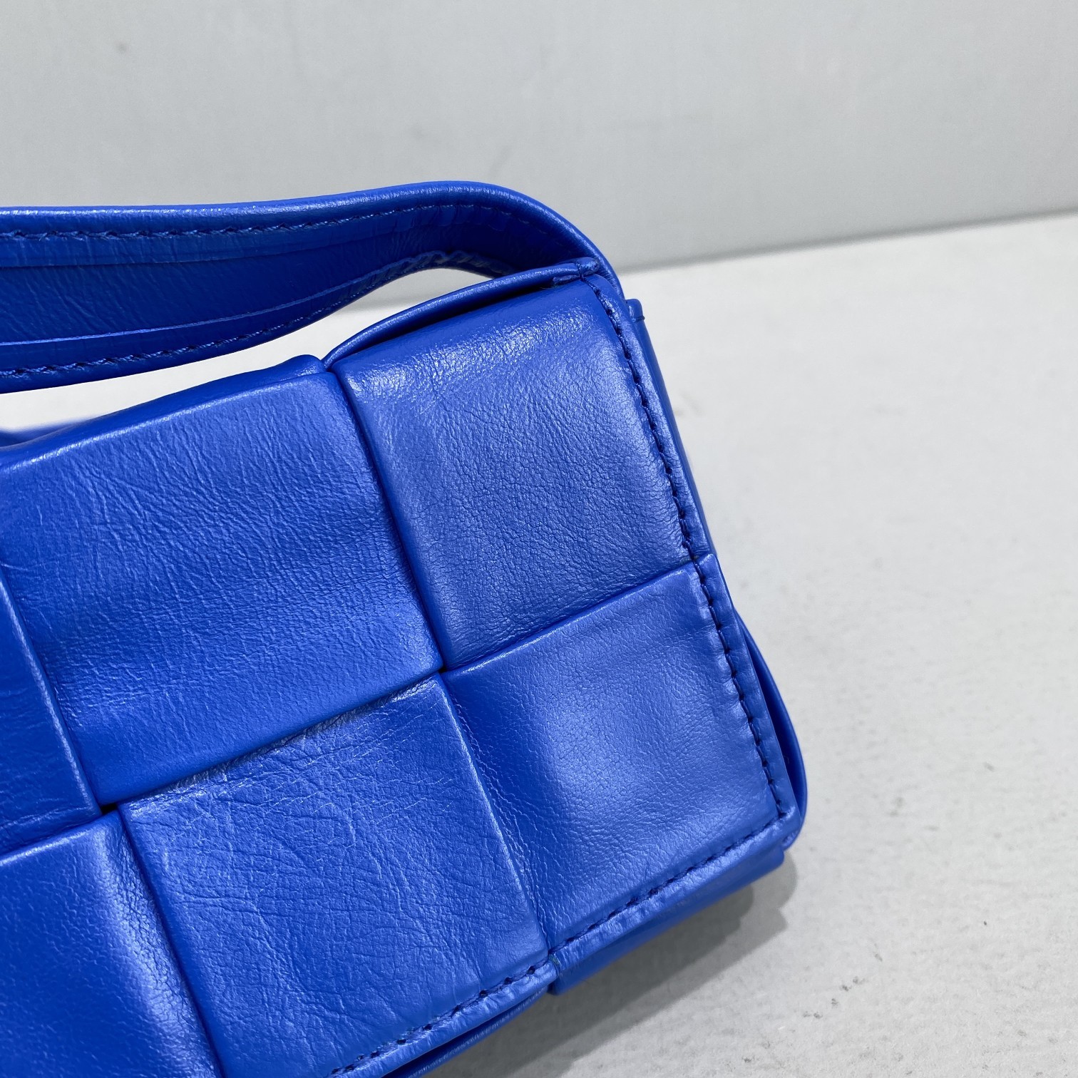 Bottega Veneta Candy Cassette Blue. For Women. Women-s Bags 4.7in/12cm - Soul Replicas