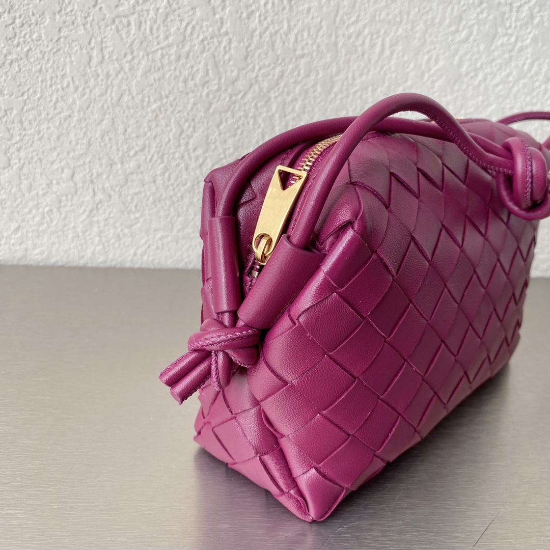 Bottega Veneta Mini Loop Camera Bag Pink. For Women. Women's Bags 6.7in/17cm - Soul Replicas