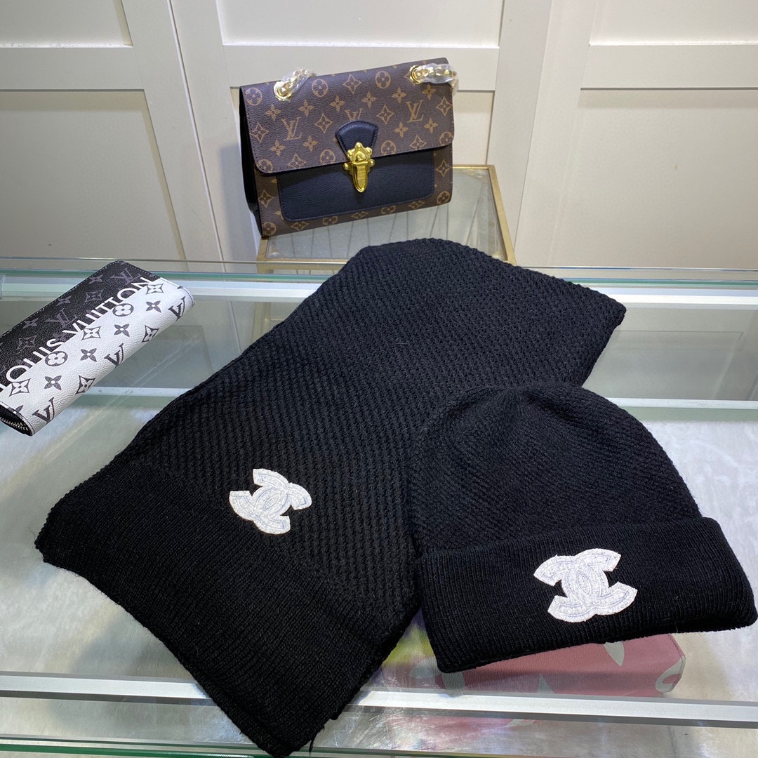 Chanel Beanie & Scarf Set In Black - Soul Replicas