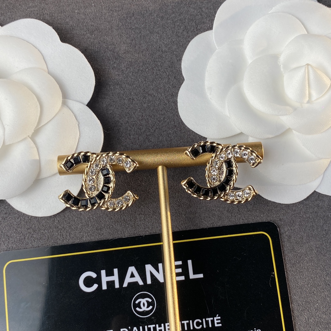 Chanel Earrings - Soul Replicas