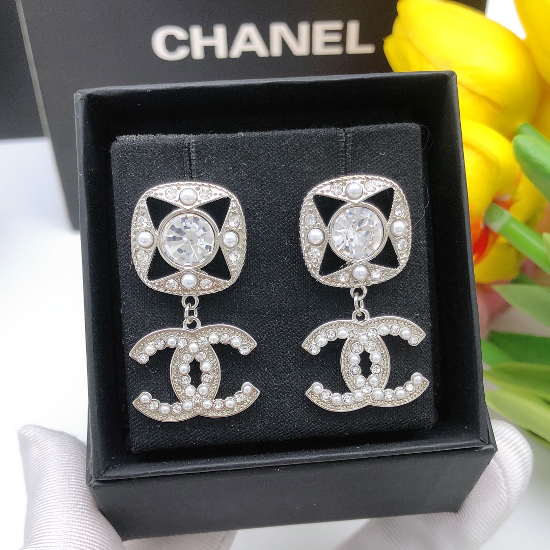 Chanel Earrings - Soul Replicas