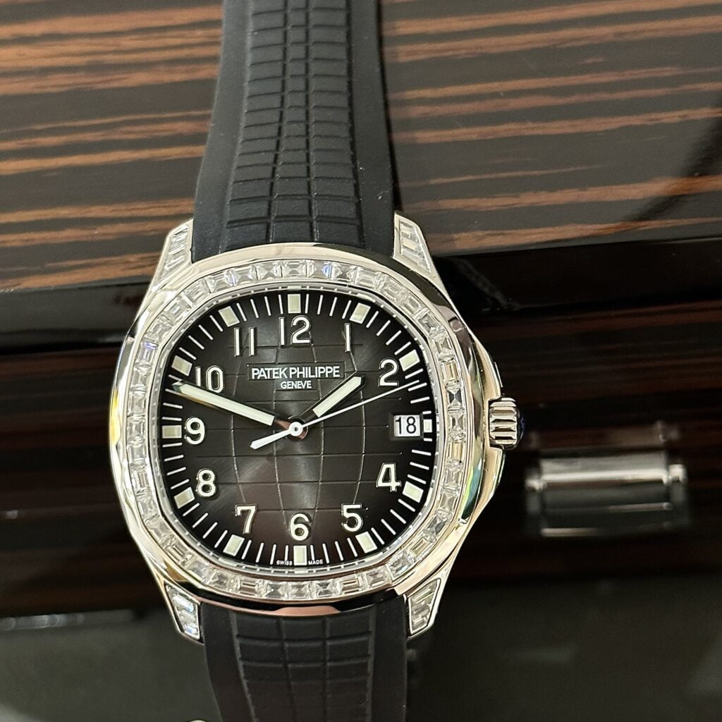 Patek Philippe Replica Watch Aquanaut 5167 Custom Moissanite Baguette Diamonds 40mm - Soul Replicas