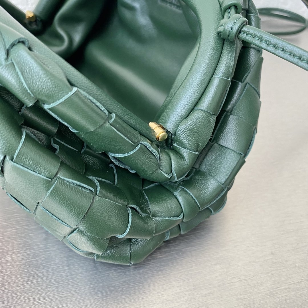 Bottega Veneta Mini Pouch Raintree. For Women. Women-s Bags 8.6in/22cm 585852VCPP13035 - Soul Replicas