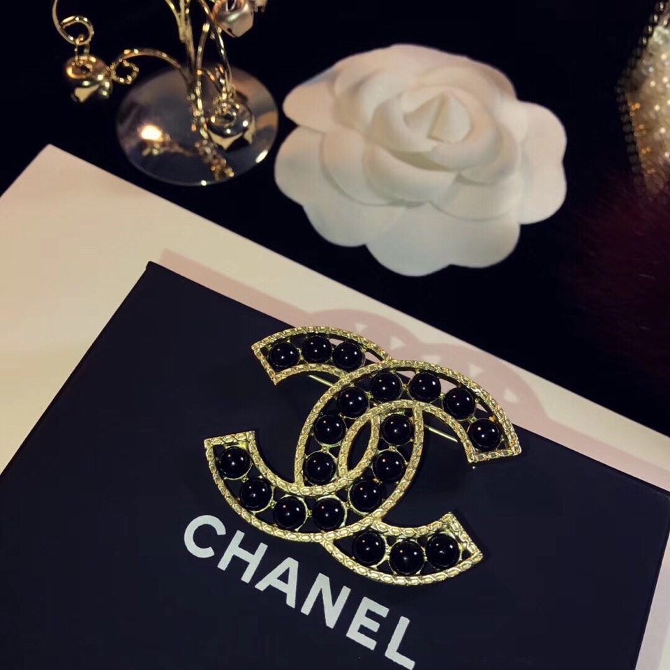 Chanel Brooch - Soul Replicas