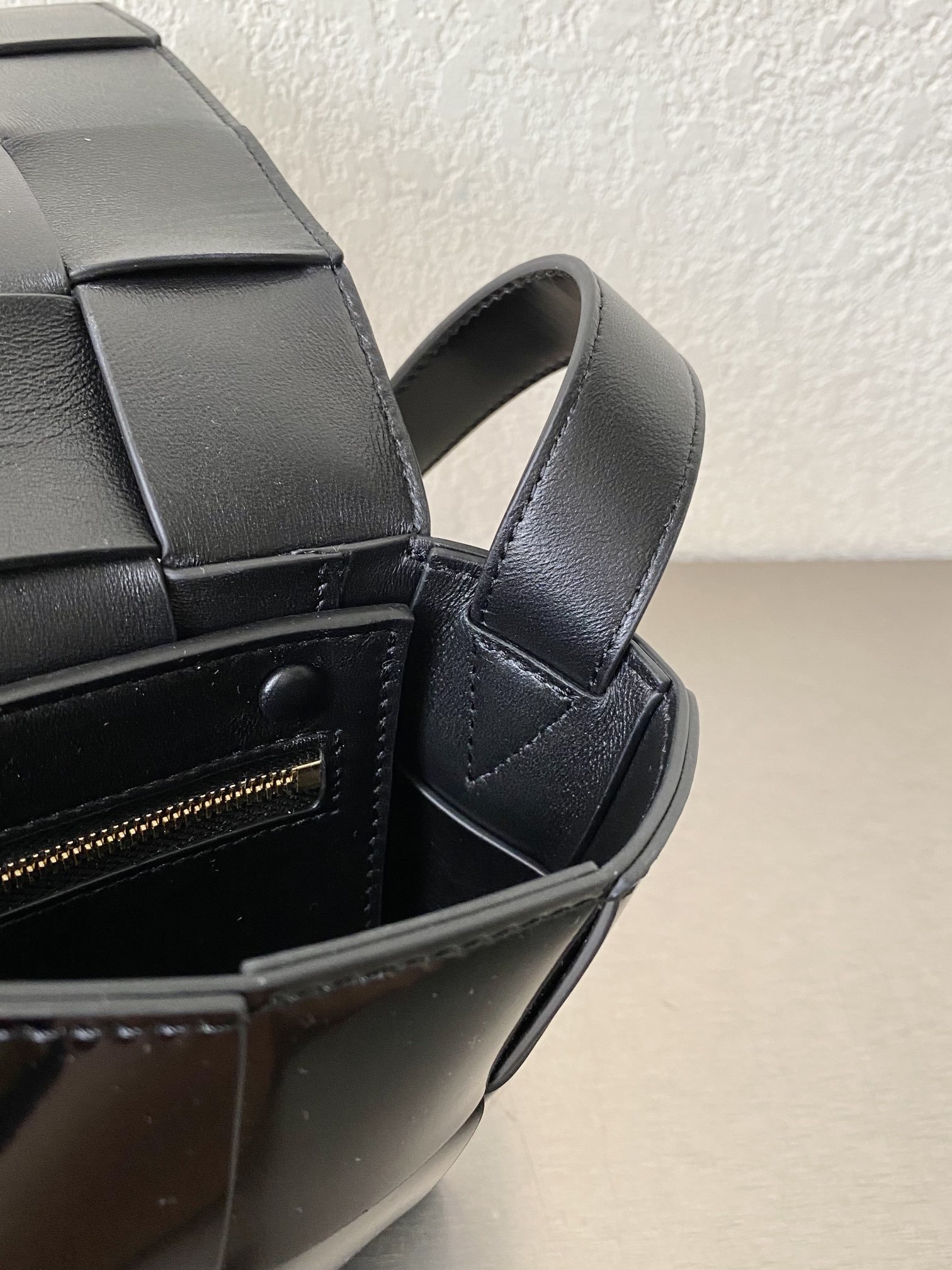 Bottega Veneta Cassette Black. For Women. Women-s Bags 9.1in/23cm 578004V1EP38425 - Soul Replicas