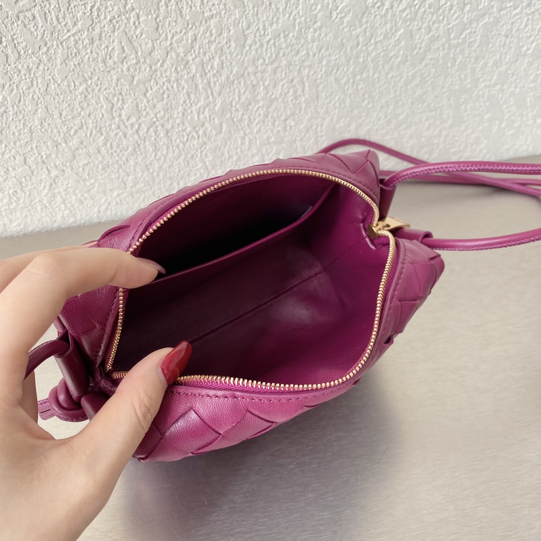 Bottega Veneta Mini Loop Camera Bag Pink. For Women. Women's Bags 6.7in/17cm - Soul Replicas