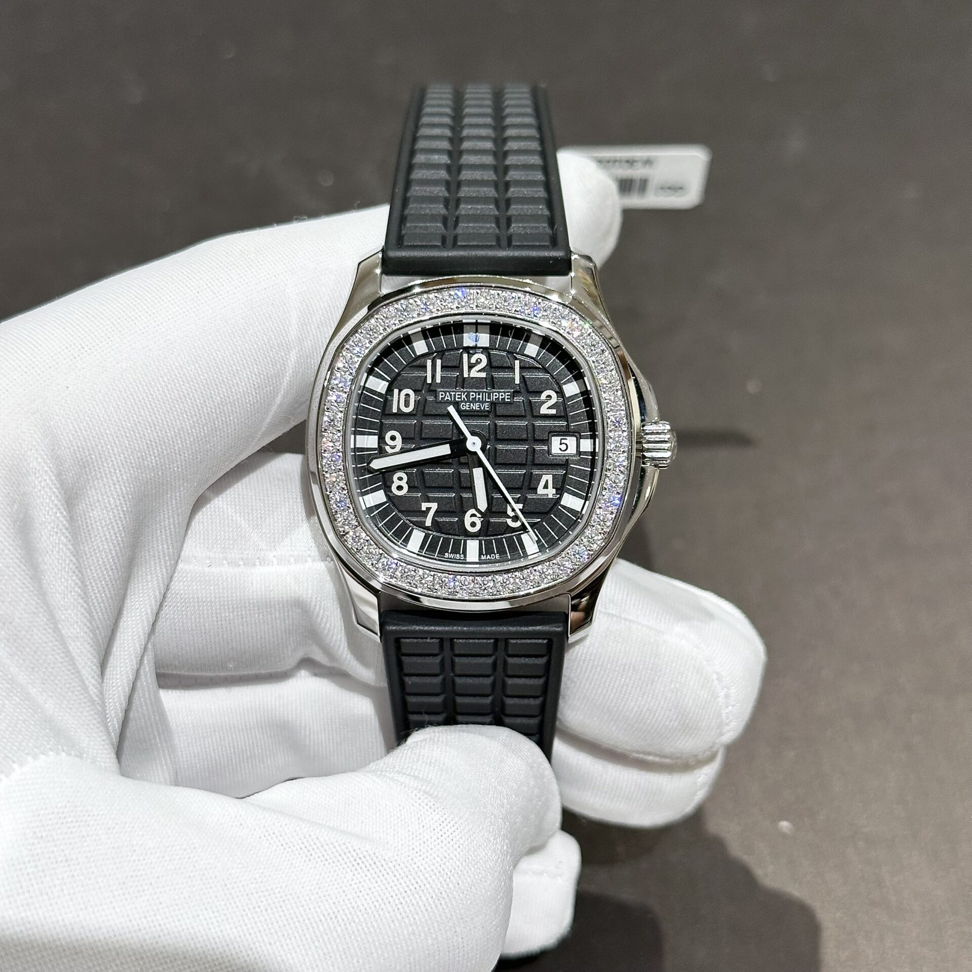 Patek Philippe Aquanaut 5067A Replica Watch Moissanite Diamond Black 35.6mm - Soul Replicas