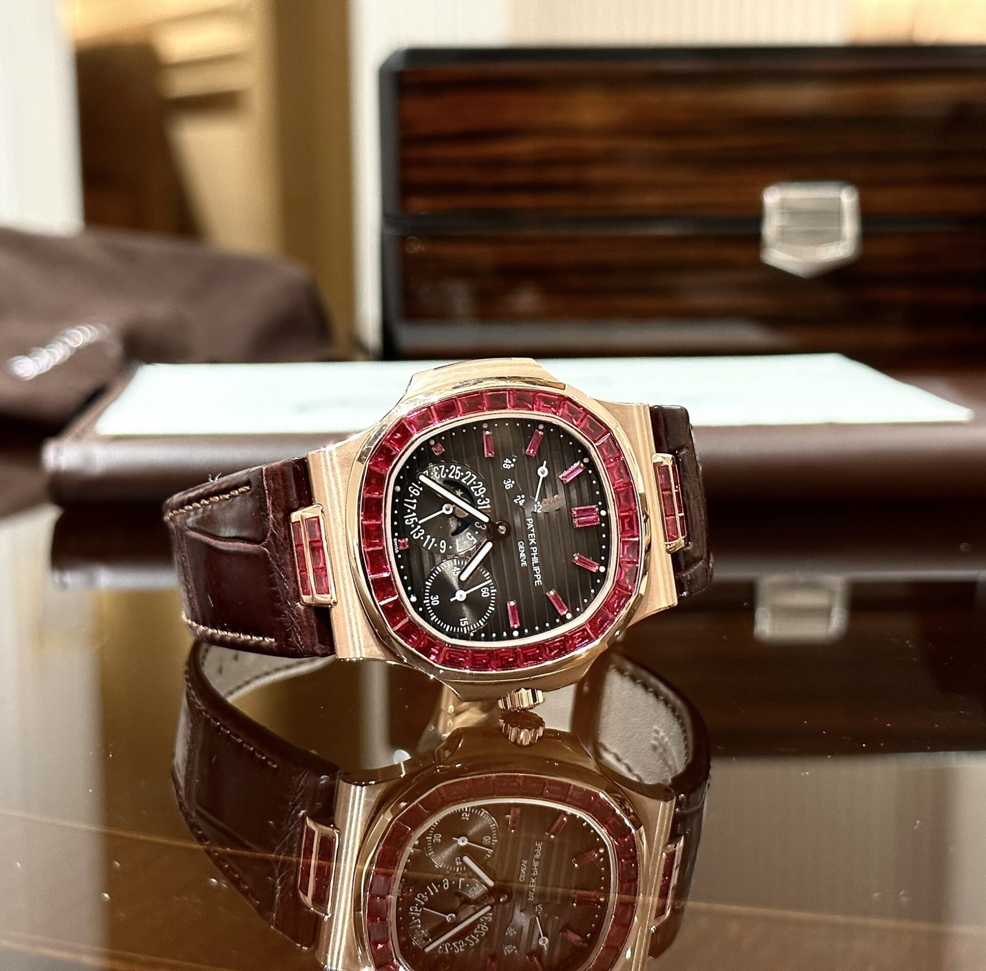 Patek Philippe Nautilus 5724 Gold Wrapped With Ruby Bezel 40mm - Soul Replicas