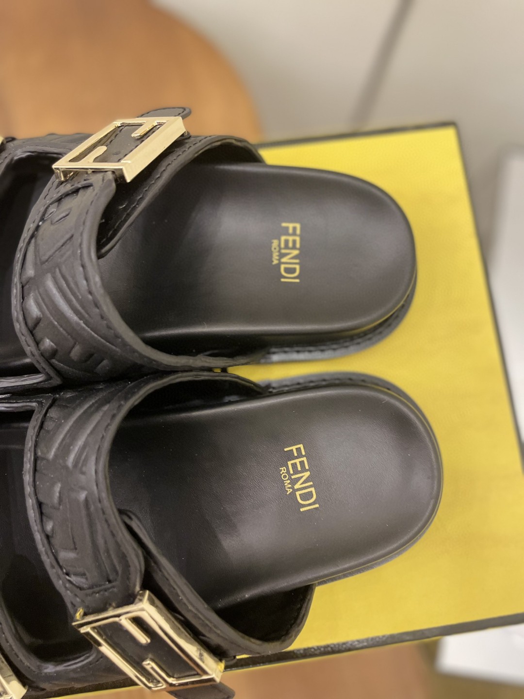 Fendi Feel Slides Black For Women - Soul Replicas