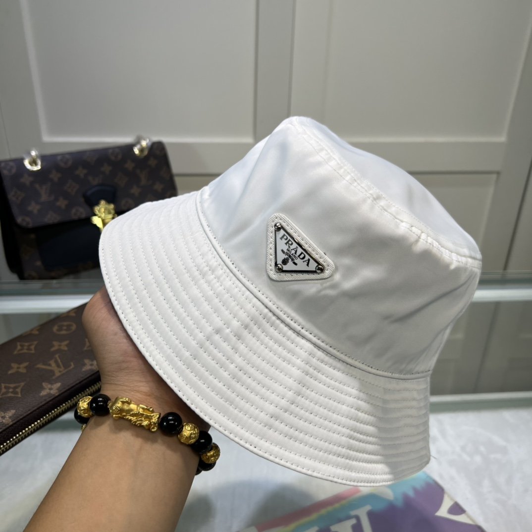 Prada Re-Nylon Bucket Hat White Prada Hat 1HC137_2DMI_F0009 - Soul Replicas
