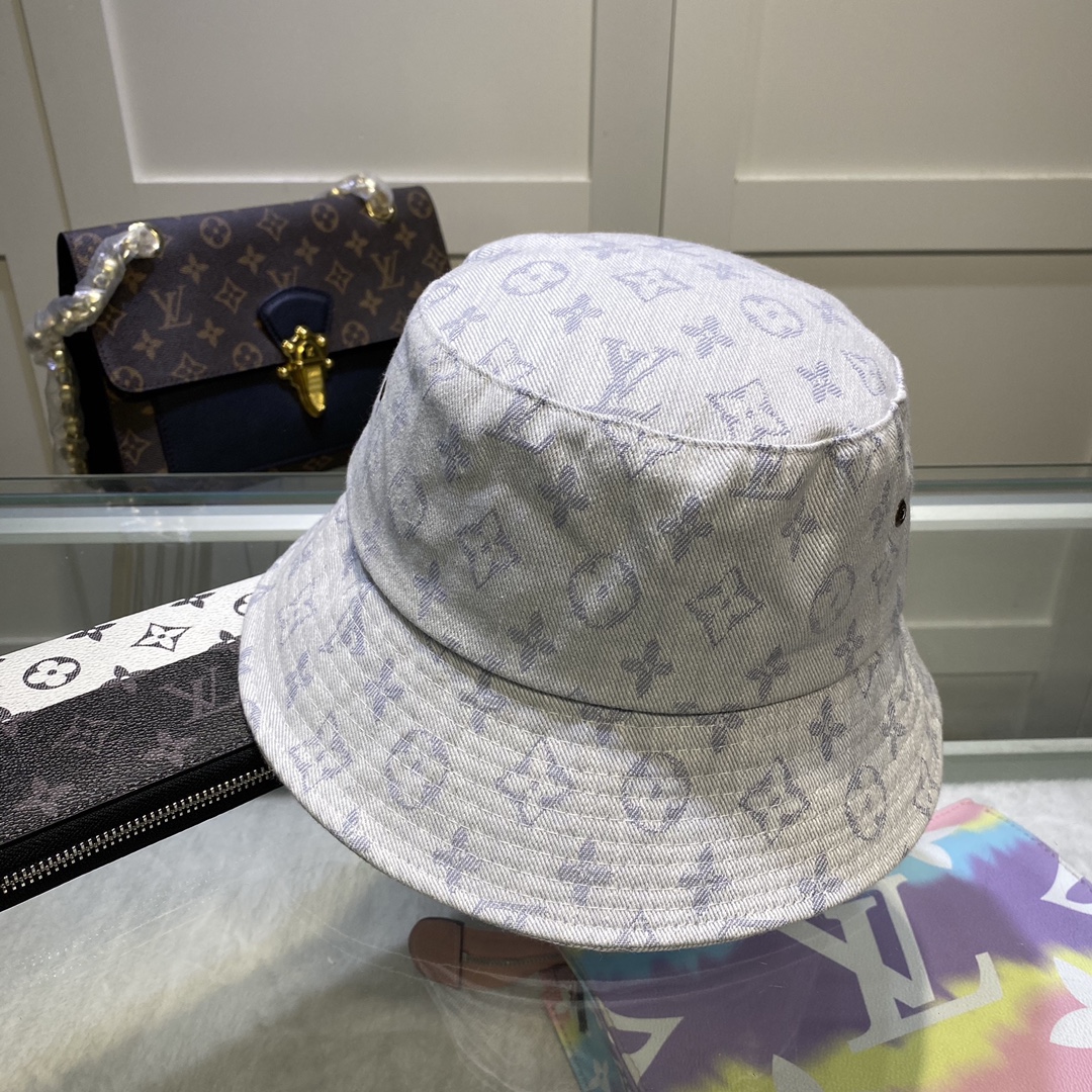 Louis Vuitton Buddy Bucket Hat In White - Soul Replicas
