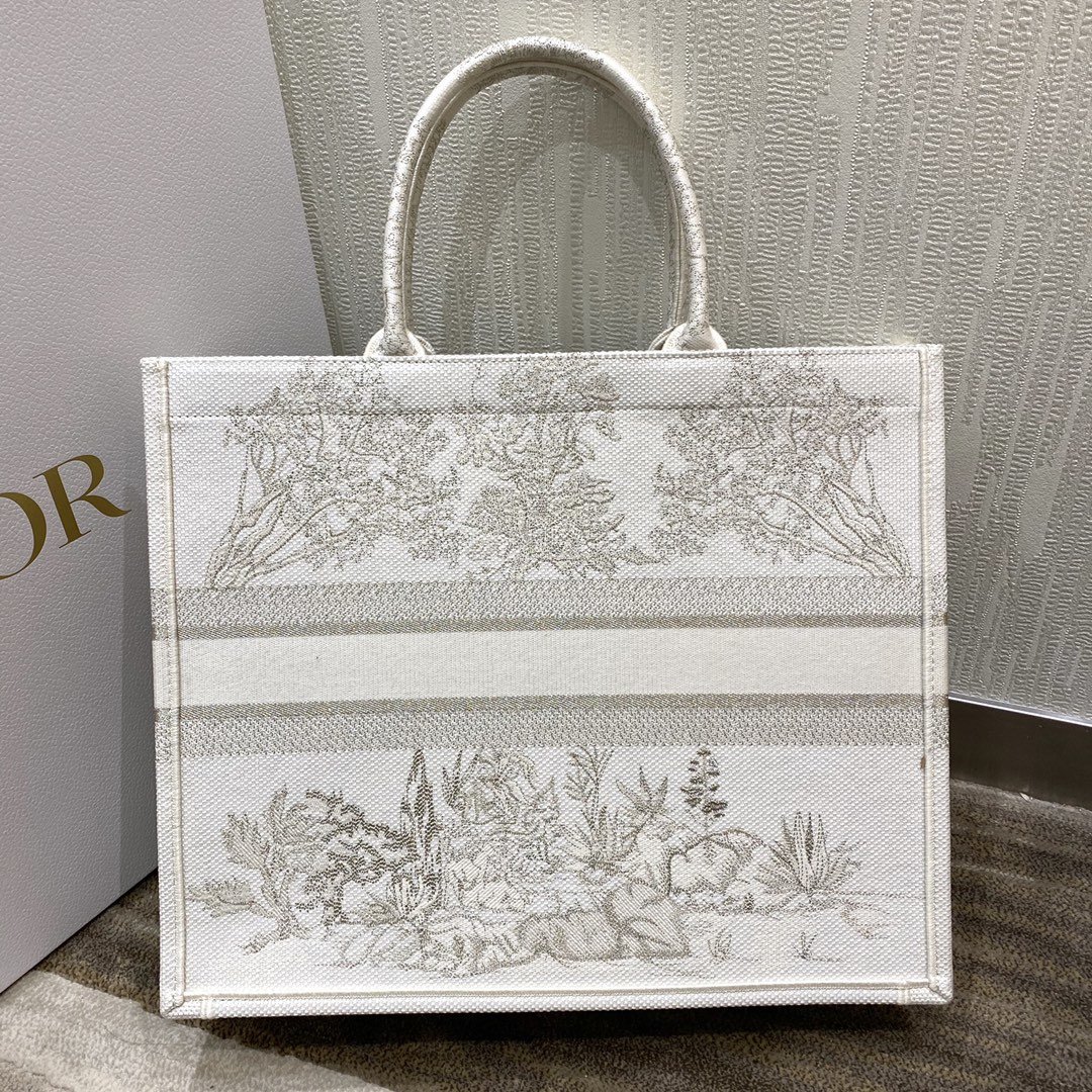 Christian Dior Large Dior Book Tote Gold-Tone Dior Around The World Stella Embroidery. For Women Women's Handbags. 42cm CD M1286ZTQL_M01E - Soul Replicas
