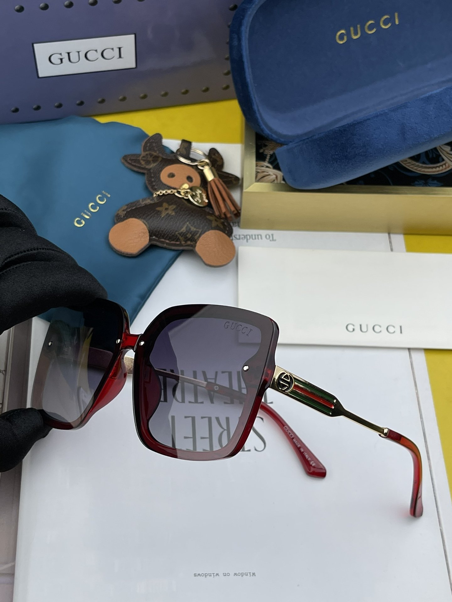 Gucci Rectangular Frame Sunglasses - Soul Replicas