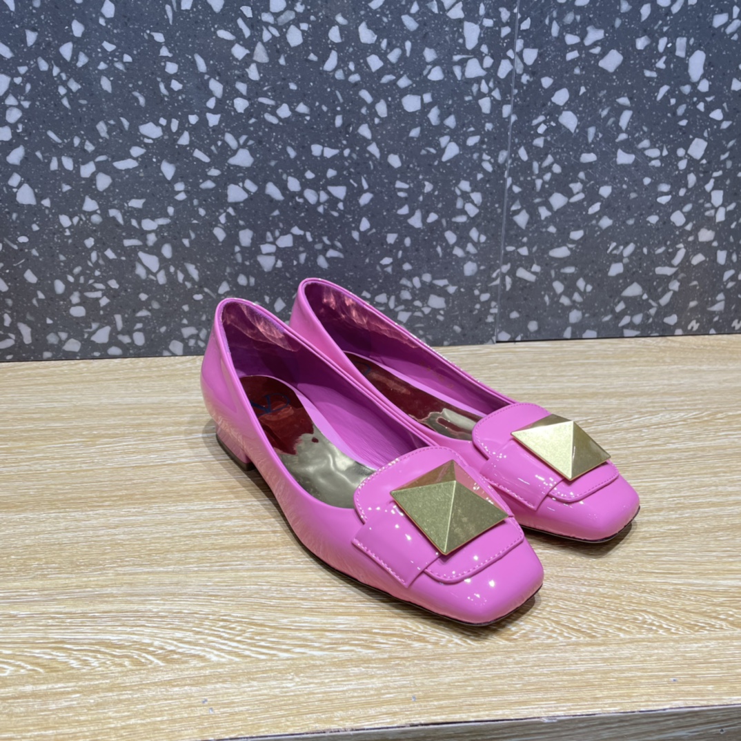 Valentino Garavani One Stud Patent Ballet Flats Pink For Women - Soul Replicas