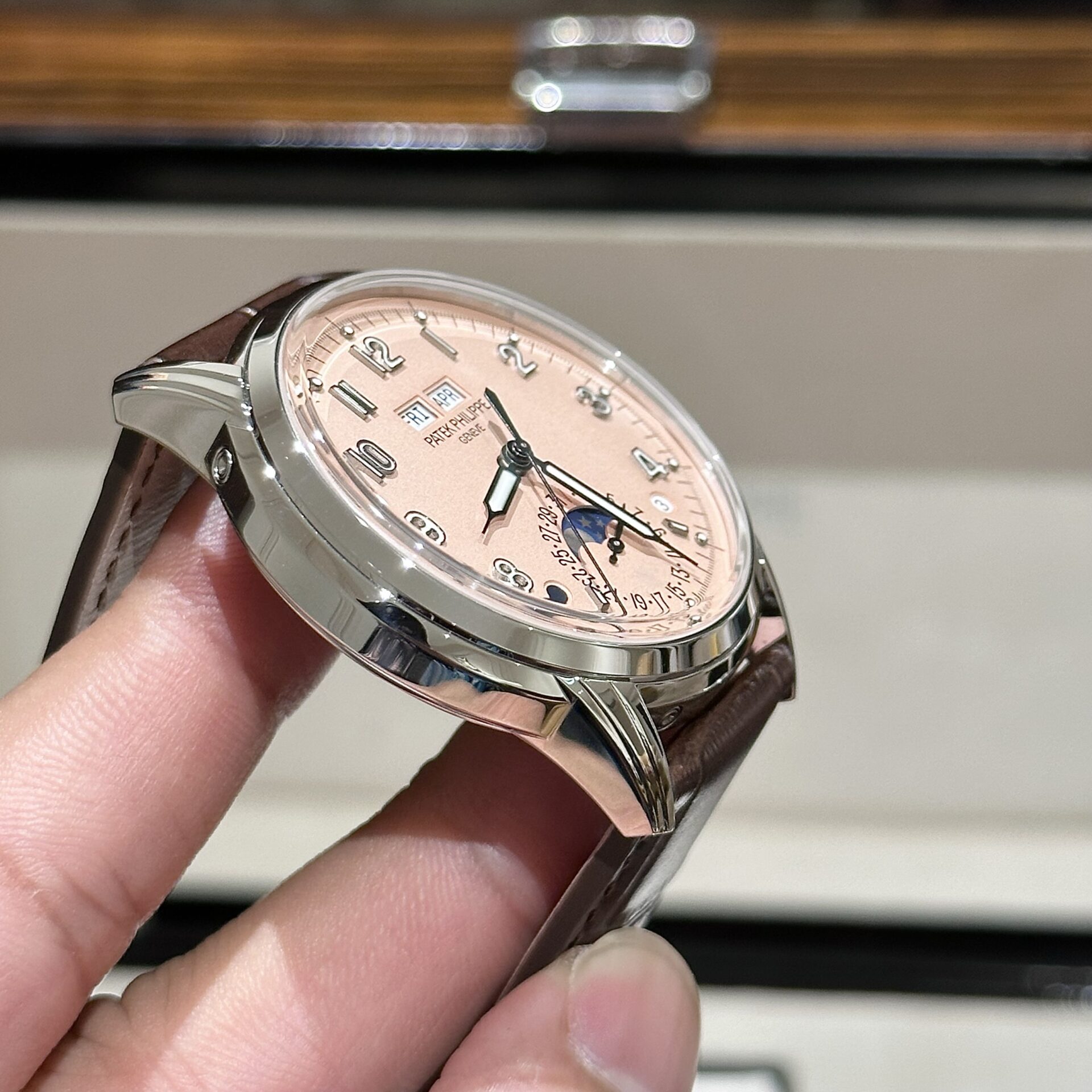 Patek Philippe Replica Watch Complications 5320G Pink Dial GRF 40mm - Soul Replicas