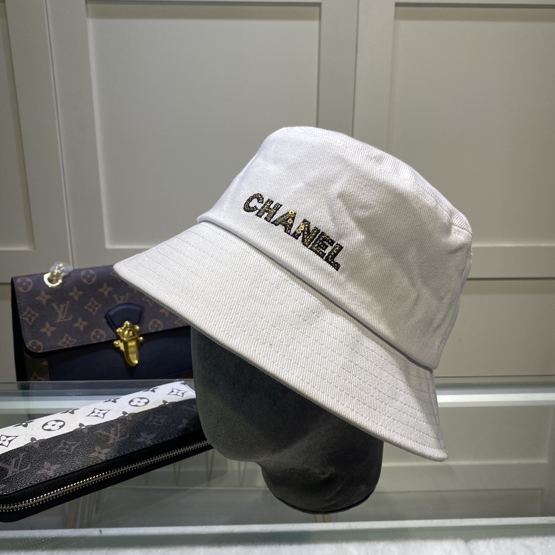 Chanel Cloche White - Soul Replicas