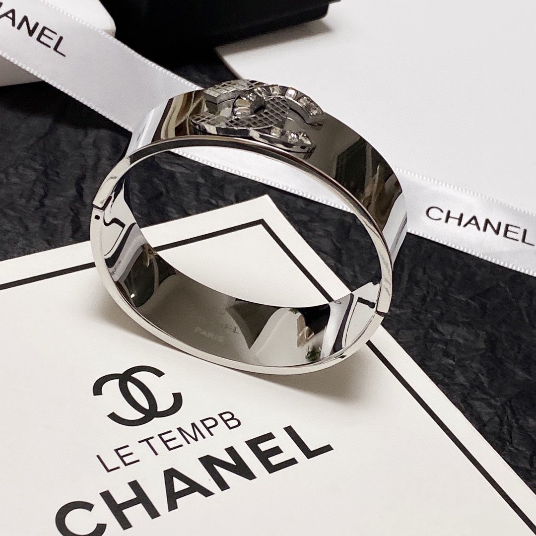 Chanel Bracelet - Soul Replicas