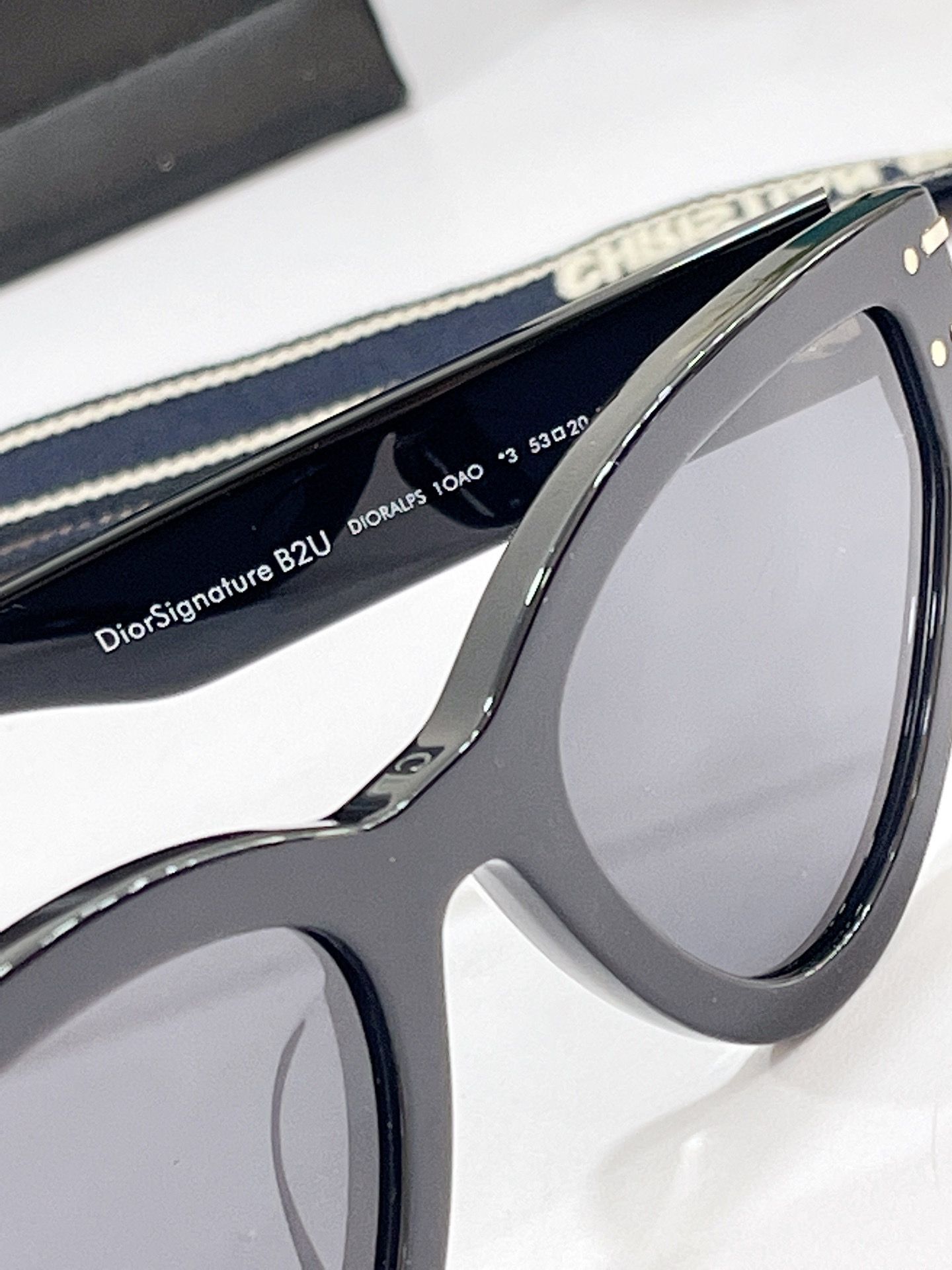 Dior Signature B2U - Soul Replicas