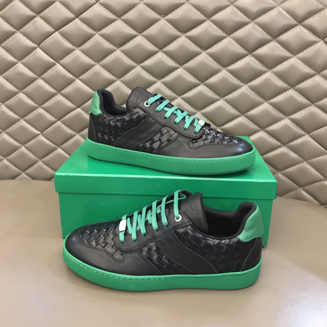 Bottega Veneta Men's With Wave Line Sneakers Black And Green For Men - Soul Replicas