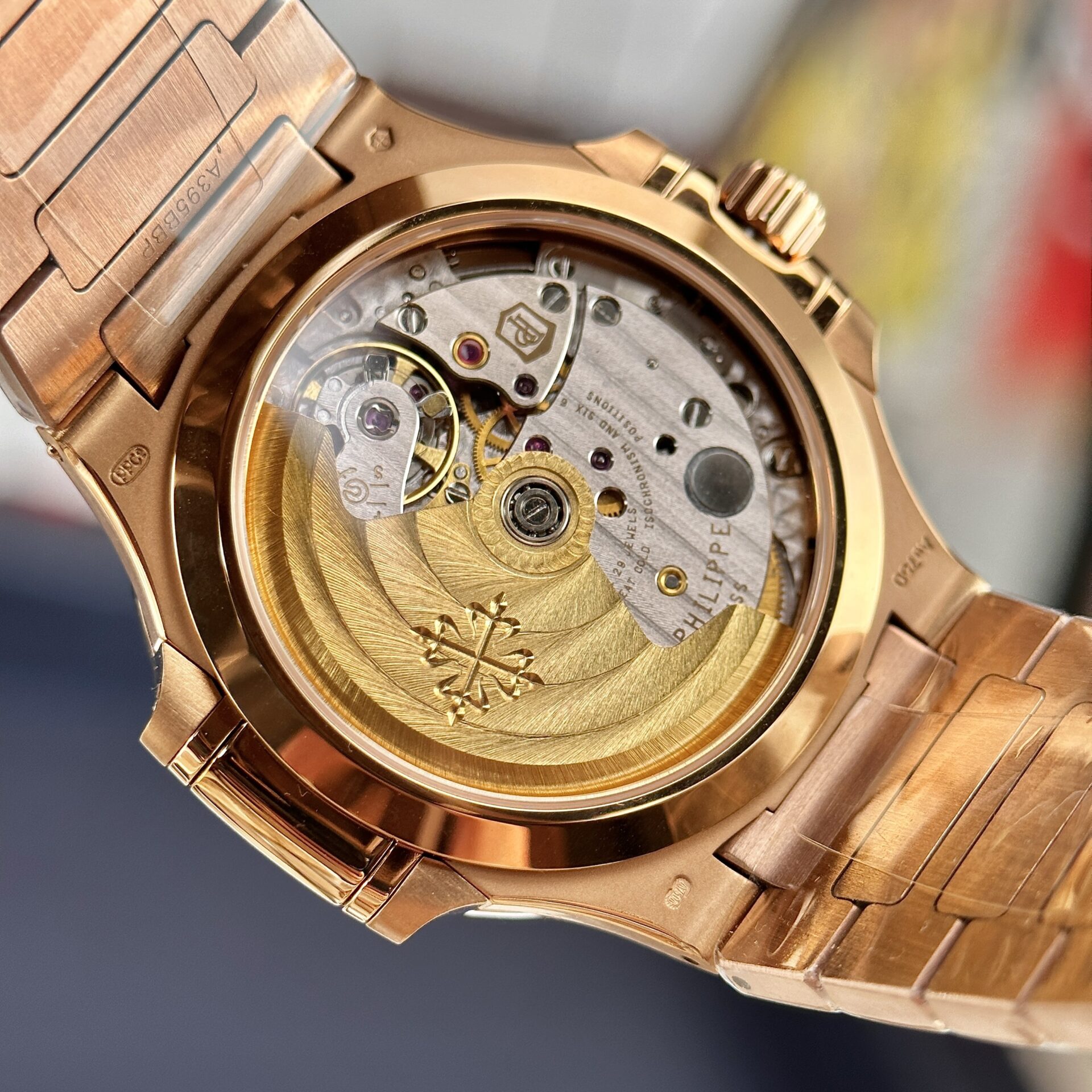 Patek Philippe Nautilus 7118 Replica Watch Rose Gold 3K Factory 35.2mm - Soul Replicas