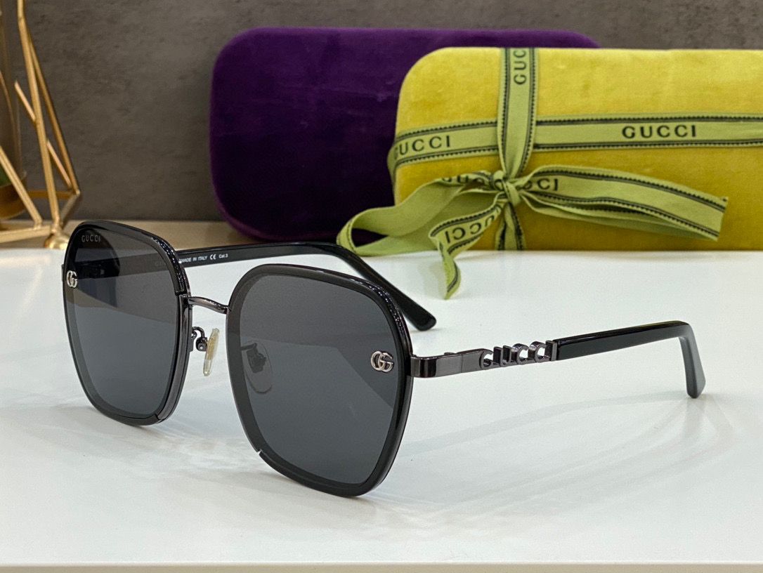 Gucci Square Frame Sunglasses - Soul Replicas