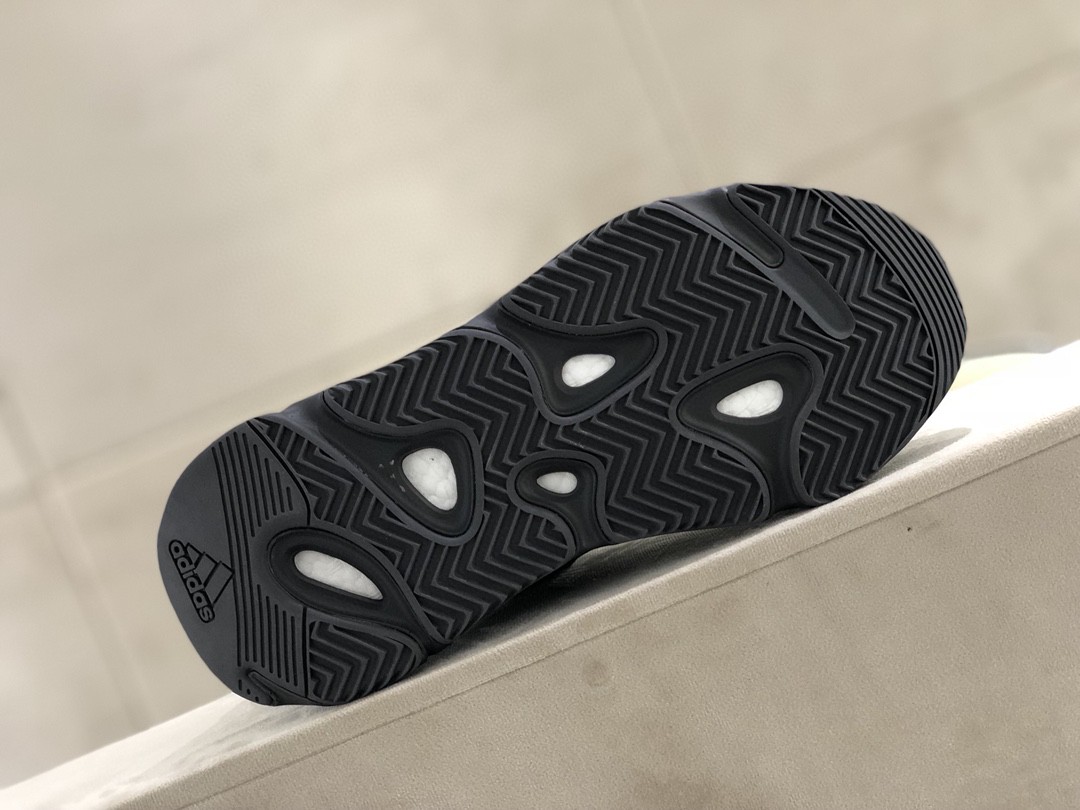 Adidas YZ Boost 700 MNVN Black For Women FV4440 - Soul Replicas