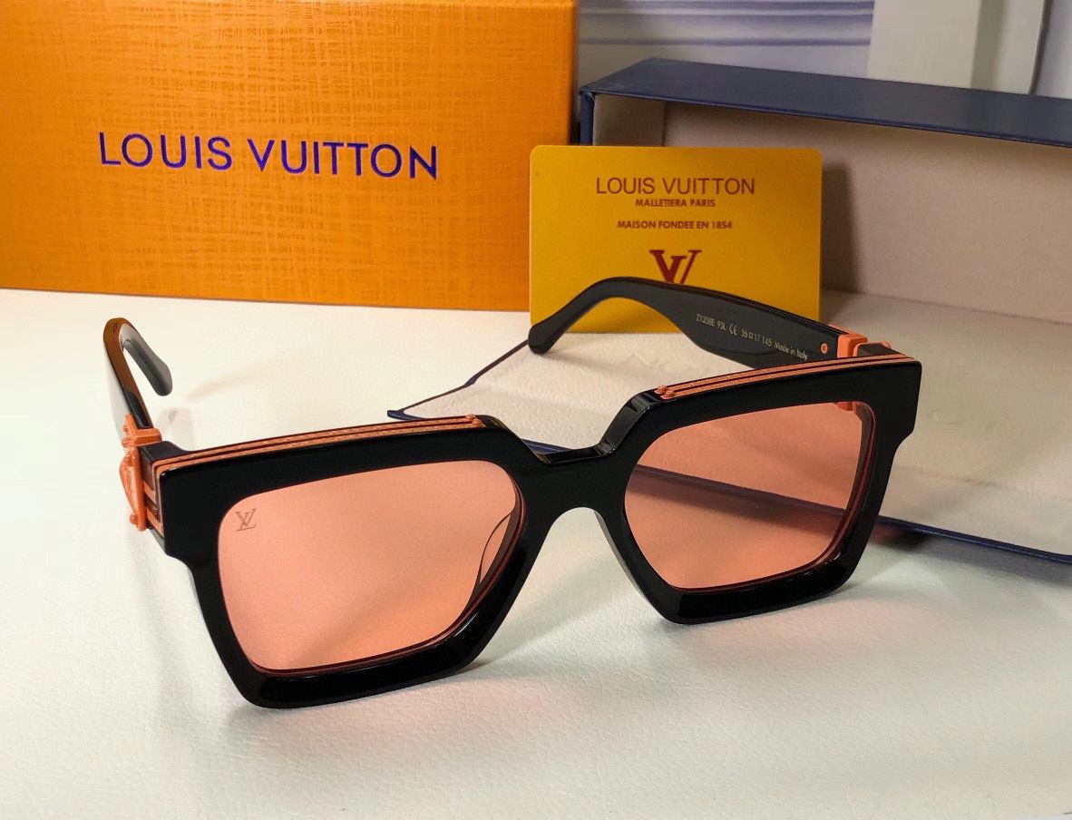 Louis Vuitton Link Square Sunglasses - Soul Replicas