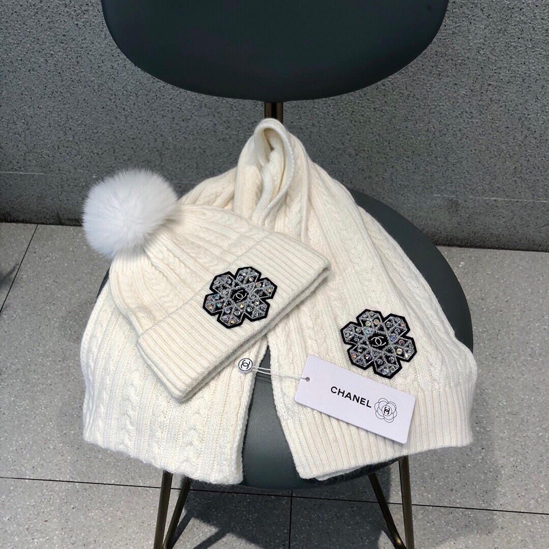 Chanel Beanie White - Soul Replicas