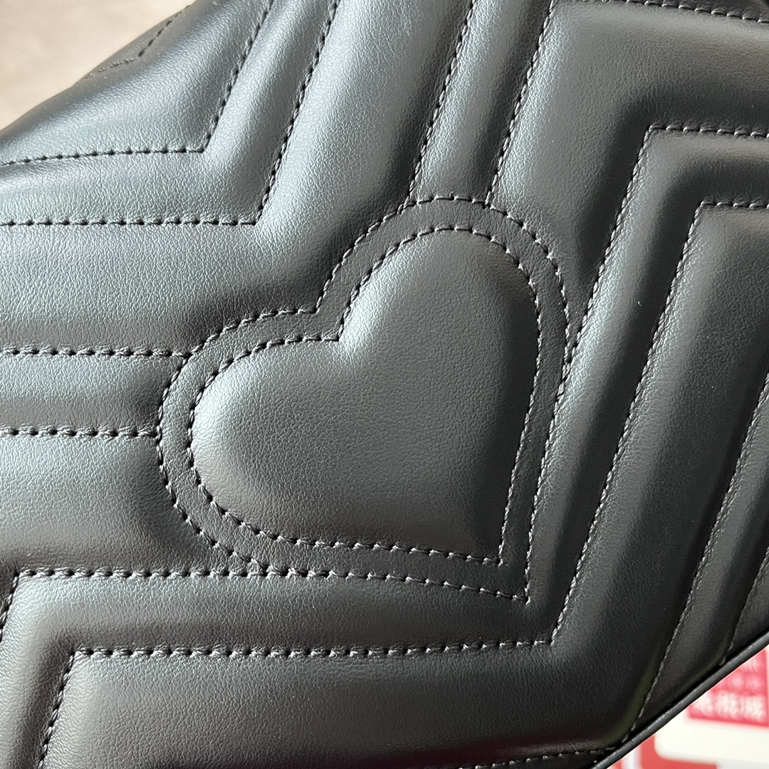 Gucci Marmont Mini Top Handle Bag Black For Women. Women-s Bags 8.3in/21cm Gucci ‎547260 DTDIT 1000 - Soul Replicas